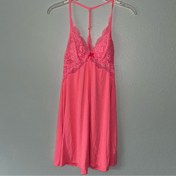 🎉HP🎉 VS Slip Dress - Picture 2 of 11